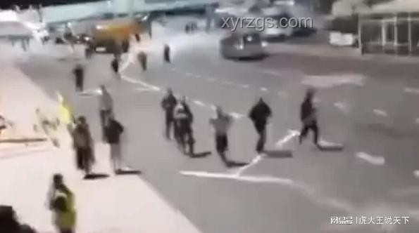 直男财经抵达洛杉矶骚乱现场案例研究